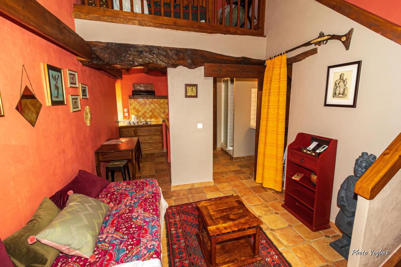 Domaine De La Juranvillerie, Gite Et Chambres D'Hotes Rigny-Usse Luaran gambar